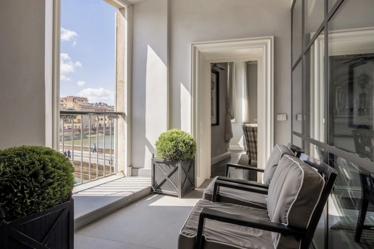 Luxury Apartment