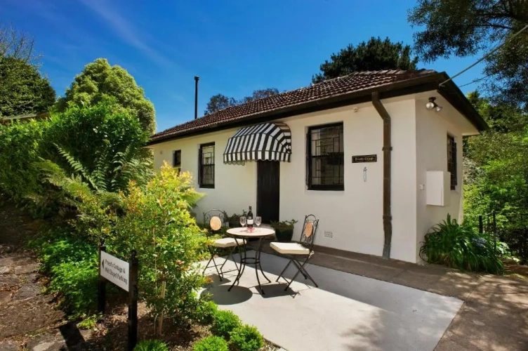 Double Cottage