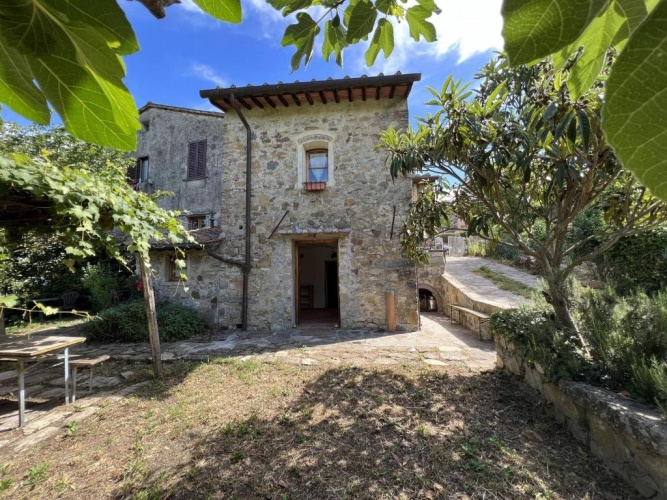 3 Bedrooms Cottage