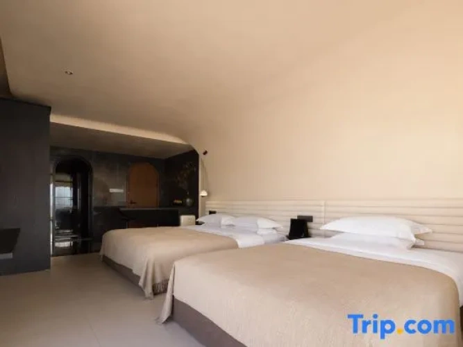 Standard Twin room with sea view