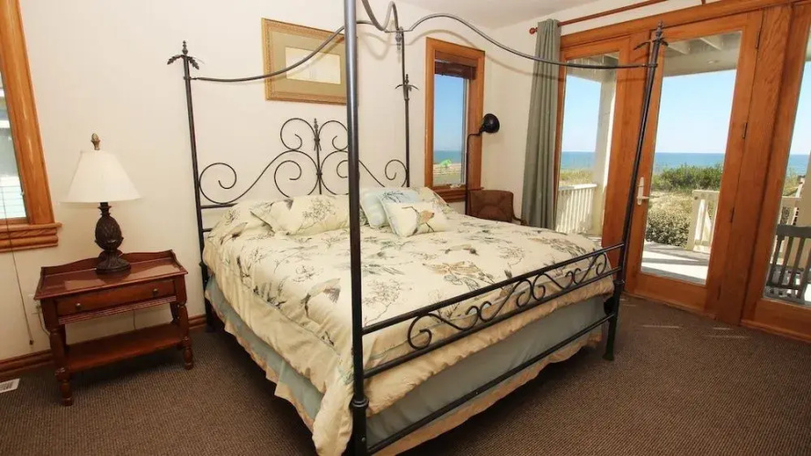 Wellfleet - 6 Br Home