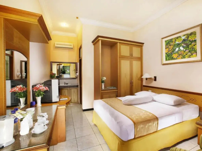 Ning Tidar Hotel