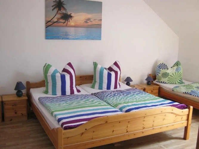 3 Bedrooms Apartment