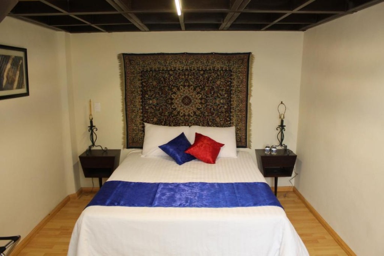 Quadruple Family Suite