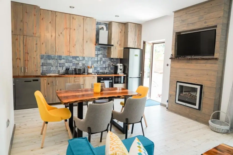 Superior Family room