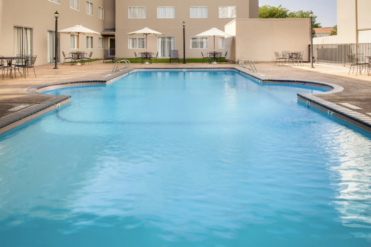 Holiday Inn And Suites Overland Park-West photo 19