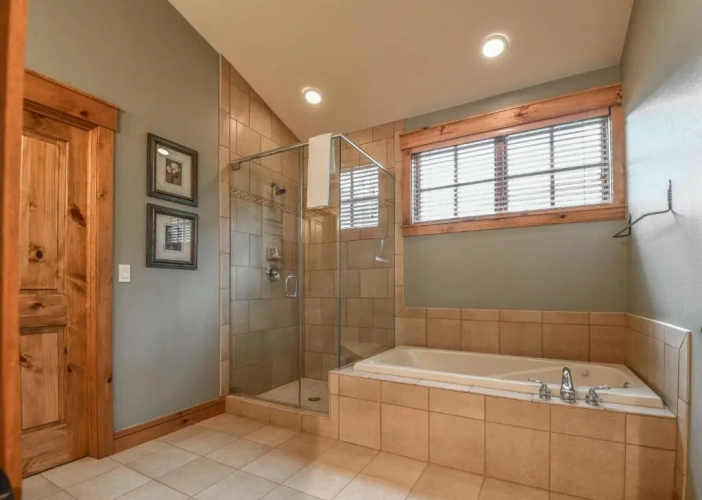 3 Bedrooms Cottage