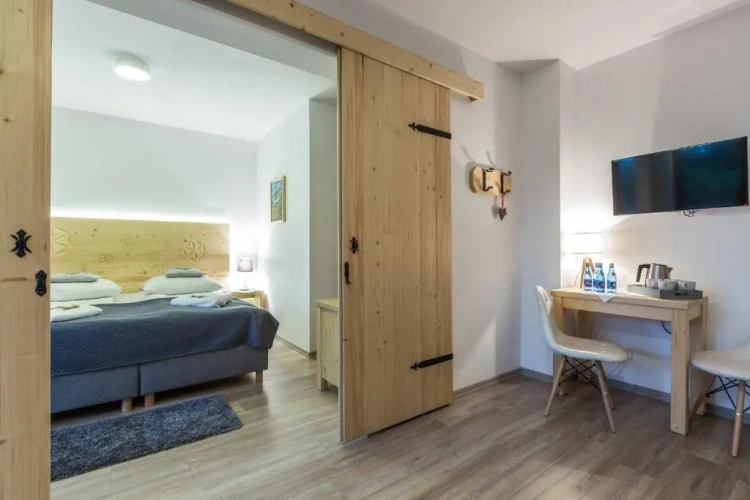 Deluxe Suite