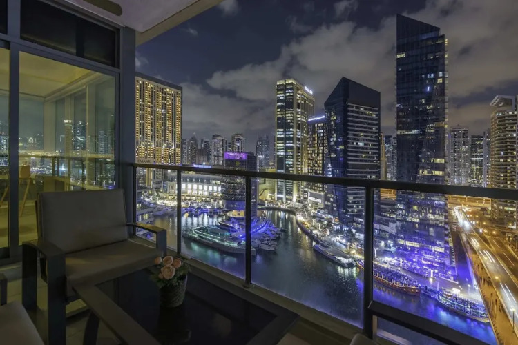 Splendid Apt With Breathtaking Dubai Marina View! - Image 13