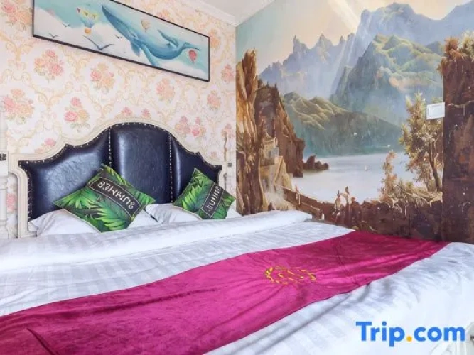 2 Bedrooms Comfort room