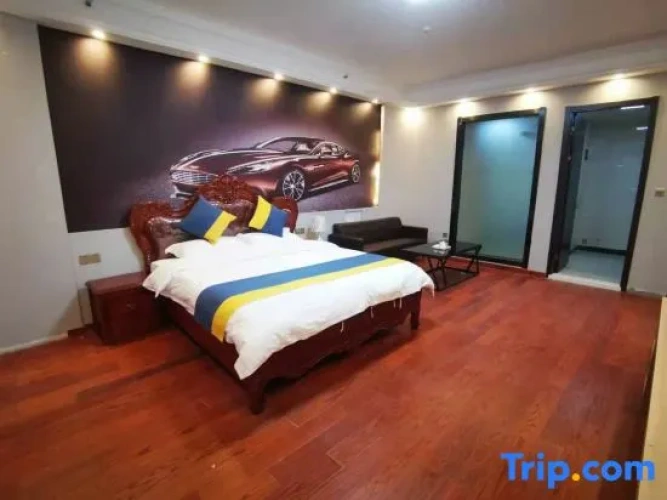 Deluxe Family Suite