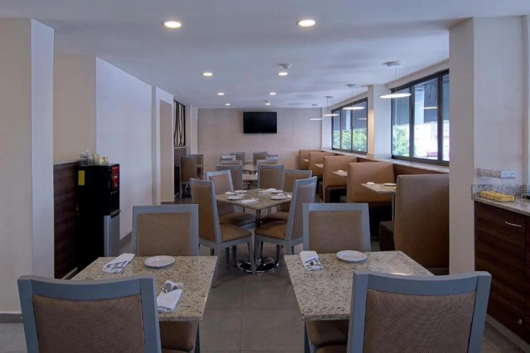 Econo Express Hotel photo 20