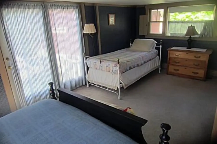 Standard room with balcony