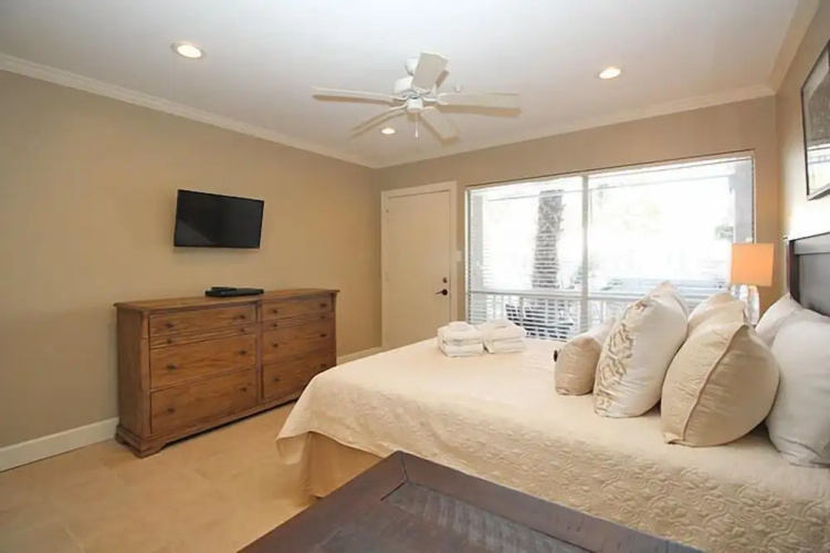 505 Sunsuite