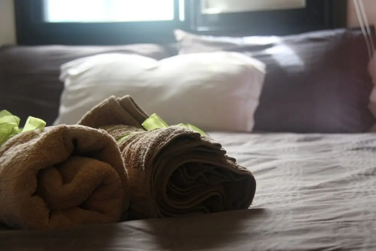 Klick-Klock Home Stay