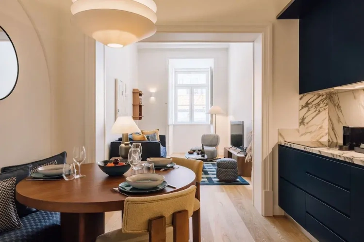 2 Bedrooms Deluxe Apartment