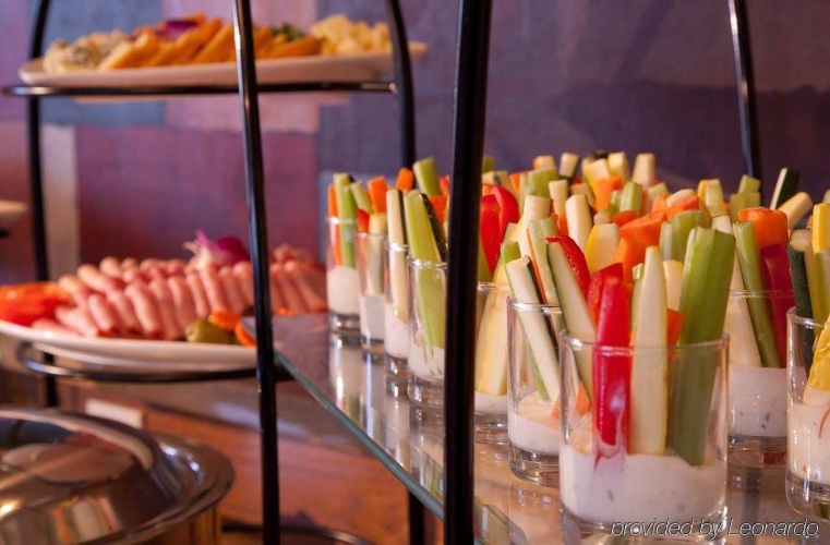 The Marquette Hotel, Curio Collection by Hilton photo 13