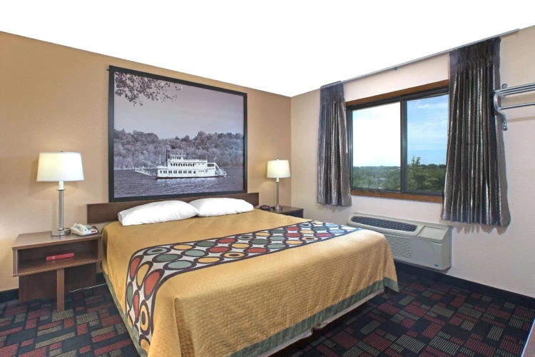 Deluxe Double Suite