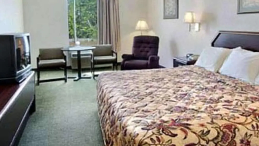 Days Inn Gray