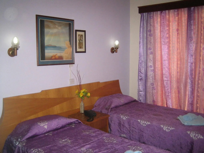 Onisillos Hotel