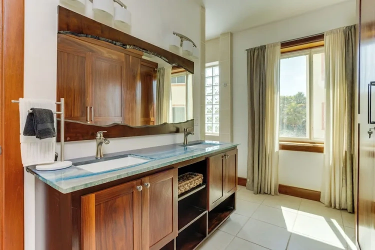2 Bedrooms Standard Family room with partial sea view