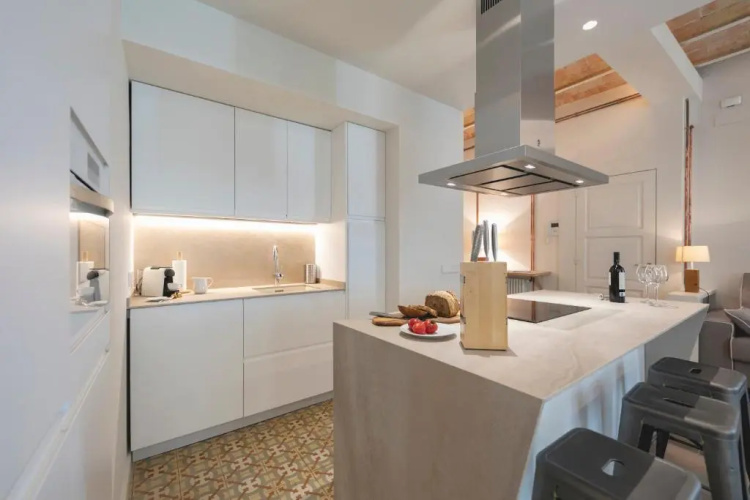 Bravissimo Mercaders, beautiful 3 bedroom apartment