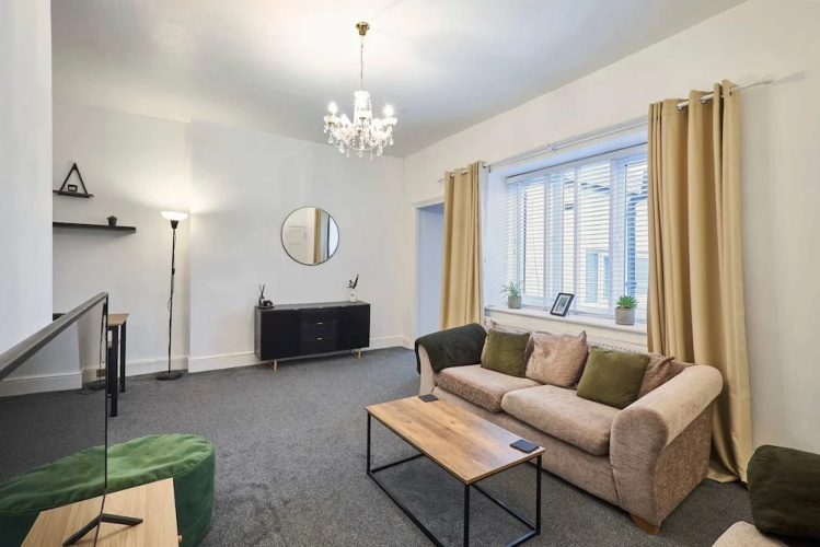Host Stay Queen Street Apartment