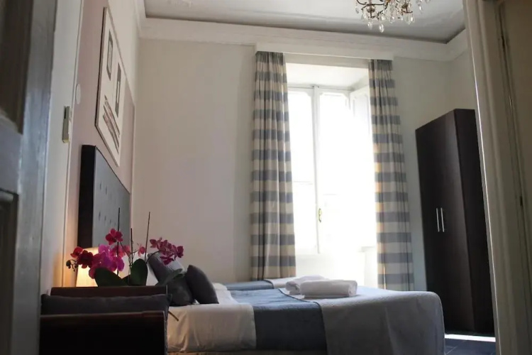 Little Rose Rooms