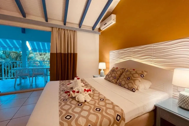 Tropicana Suites