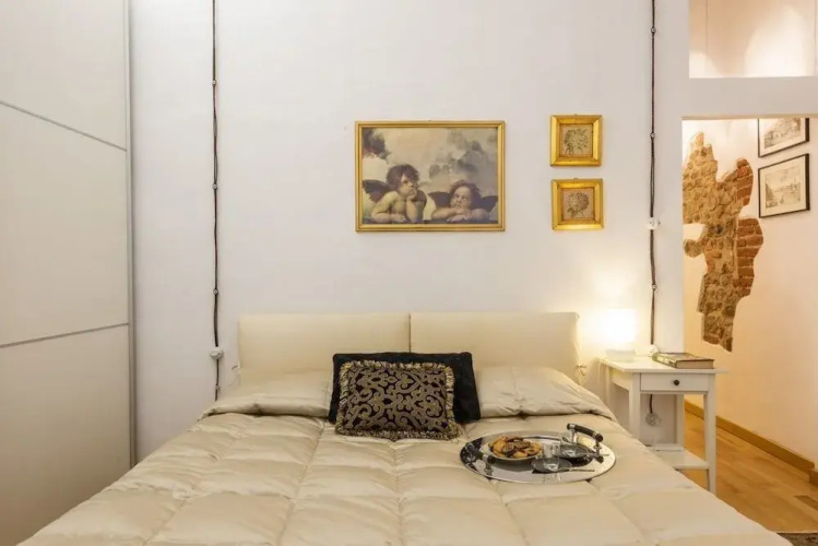 Charming Santo Spirito