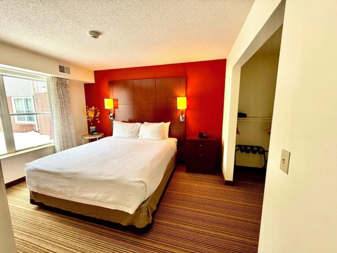 1 Bedroom Suite