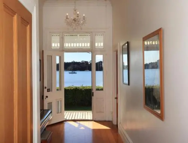 Oakura Bay Villa