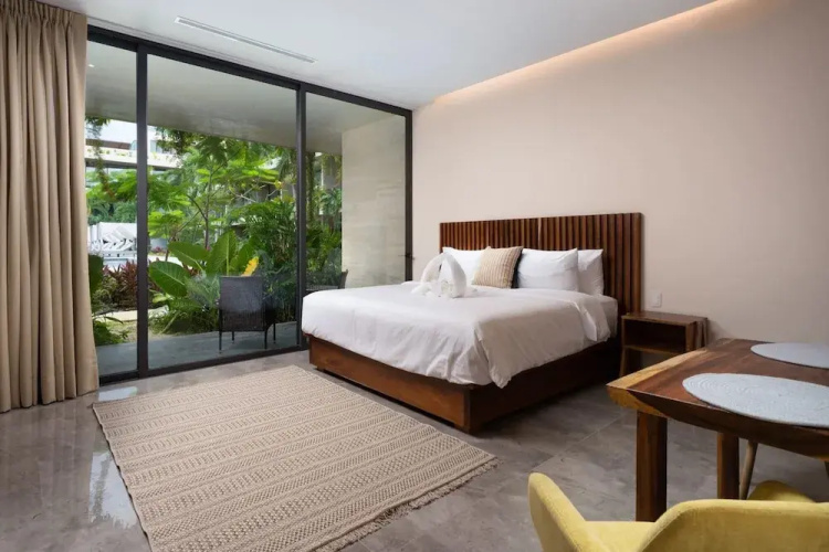 Tranquility Inside City Adventures Outside Discover Both Right Here at Mistiq