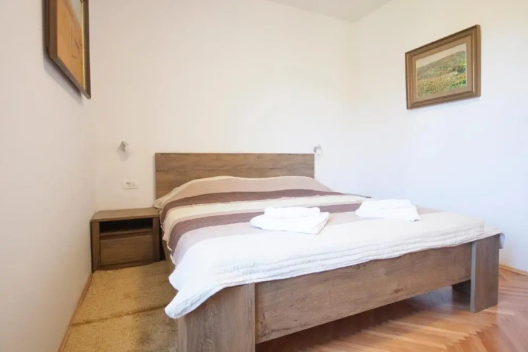 1 Bedroom Apartment with balcony