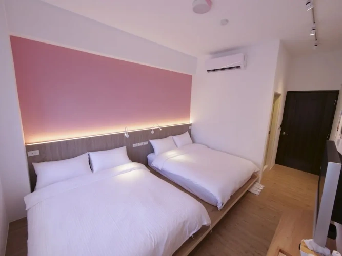 Classic Quadruple room