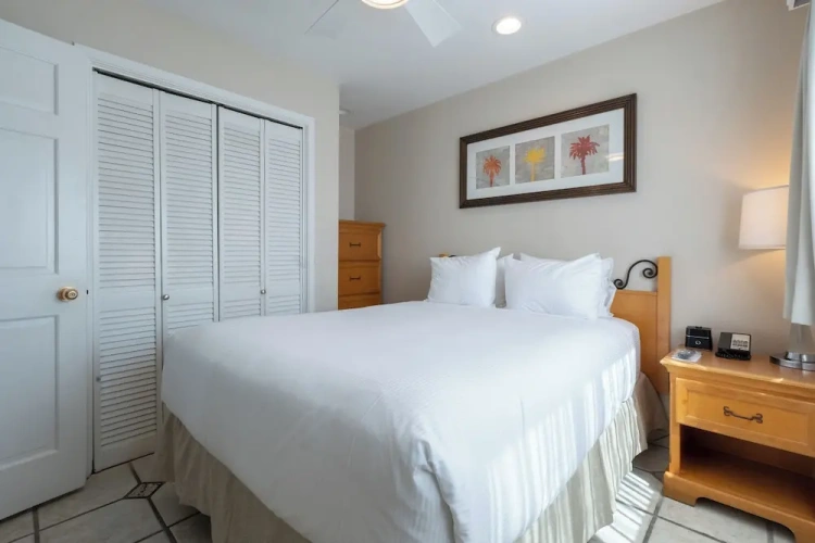 1 Bedroom Standard Double Suite