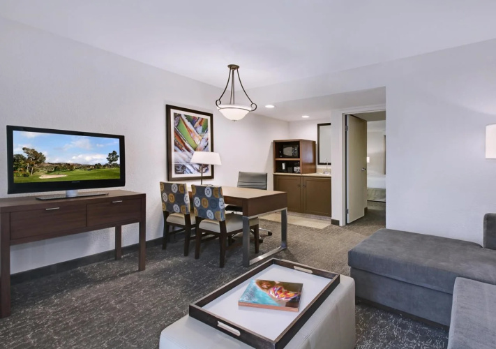 Embassy Suites by Hilton Palm Desert