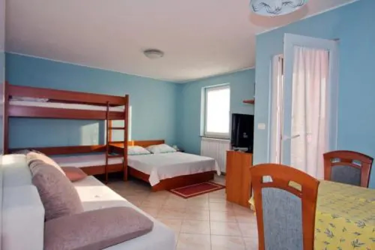 Tourist Farm Robivera