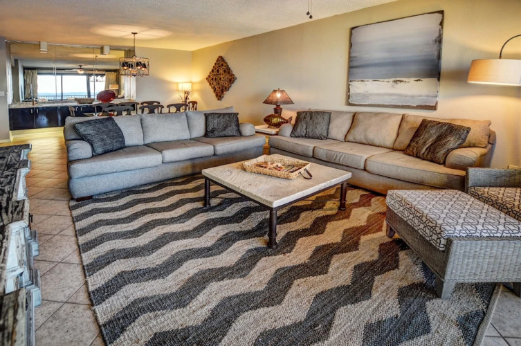 Romar House Unit 403b