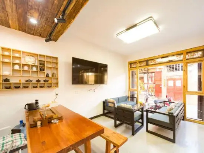 Dali Yiyi Homestay