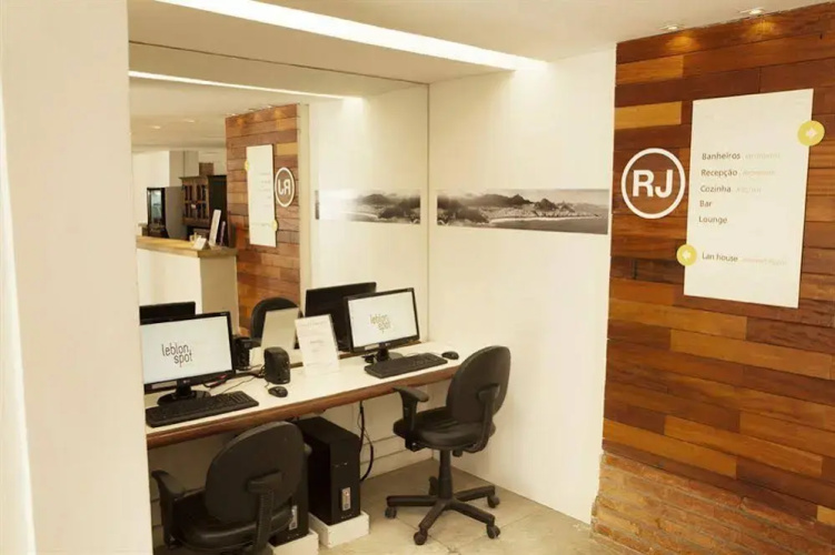 Leblon Spot Design Hostel