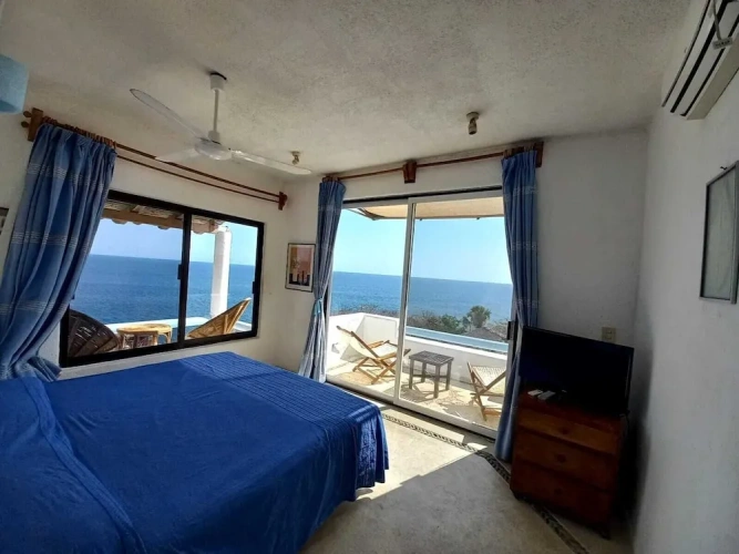 Suite with balcony