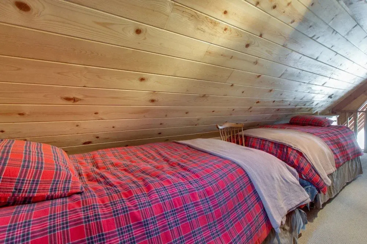 Castle Rock Cabin #2