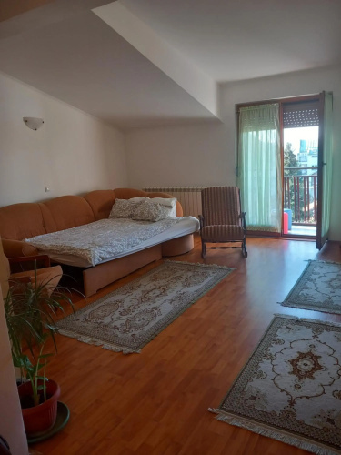 Cosy Rooftop studio with balcony