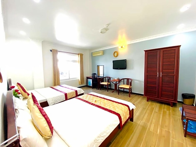 Standard Double room with view