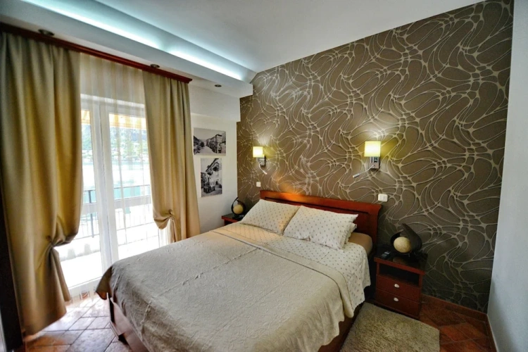 2 Bedrooms Comfort Apartment with balcony and with sea view