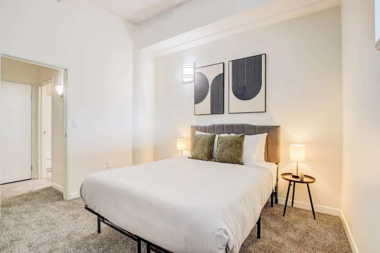 TWO CozySuites Apt w Skybridge Access 3