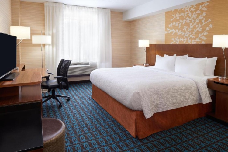 Standard room with view