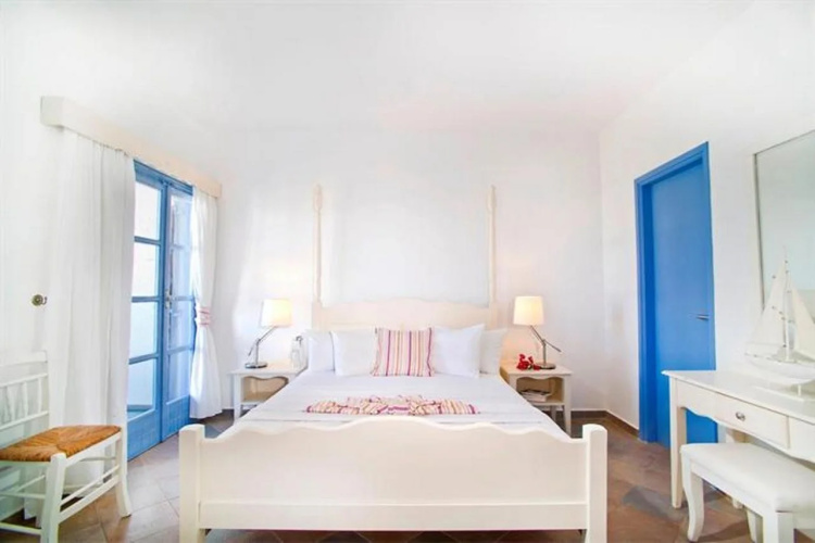 Koufonisia Hotel & Resort