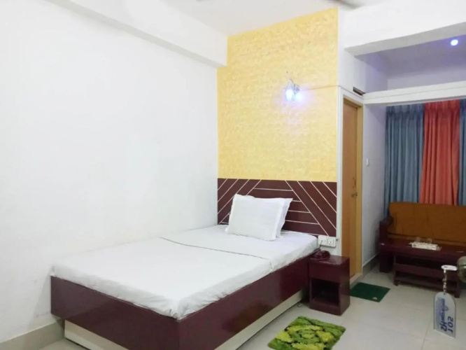 Shopnonir Hotel & Restaurant